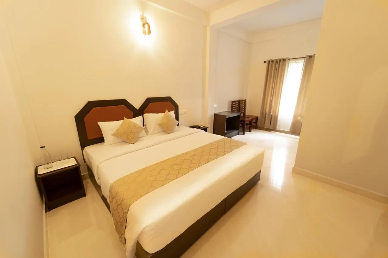 Natures Loft Apartment Thekkady Homestay