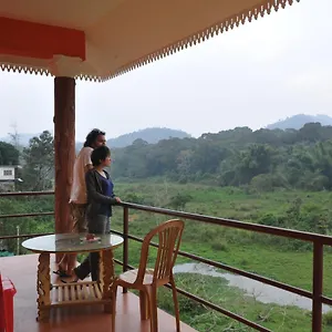 3* Pensión Konark